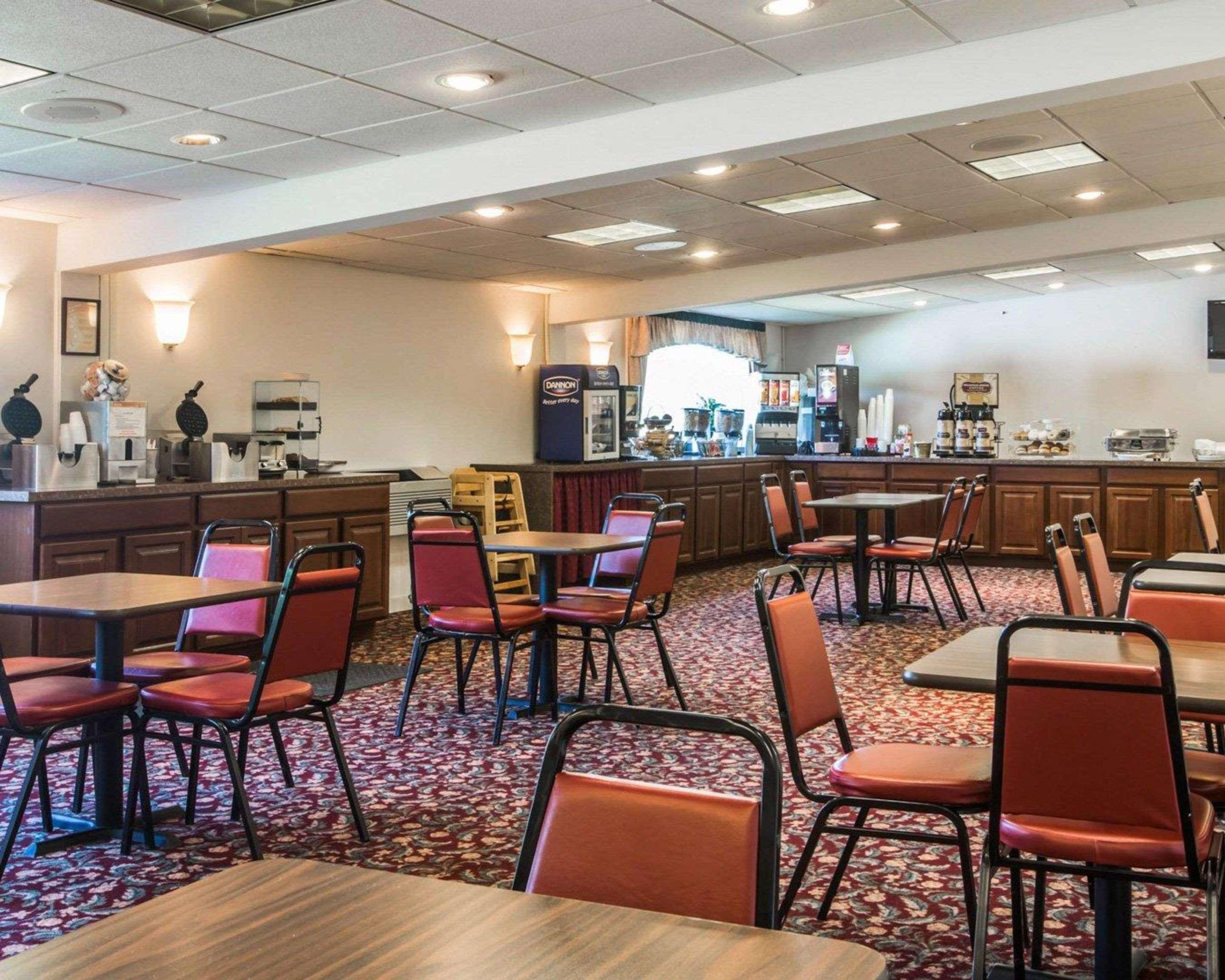 乔治湖克拉丽奥酒店 外观 照片